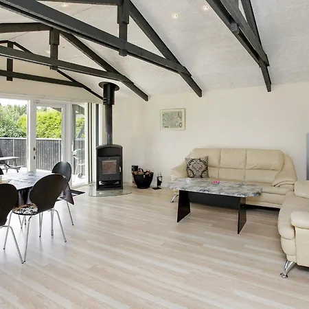 4 Star Holiday Home In Hals Hébergement de vacances *