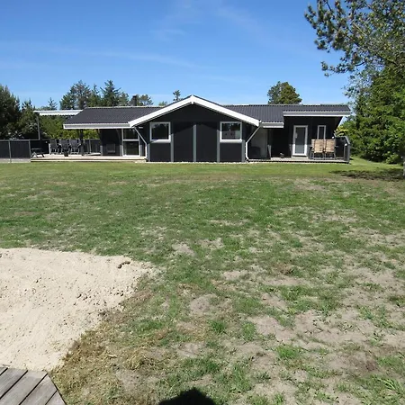 4 Star Holiday Home In Hals Hébergement de vacances